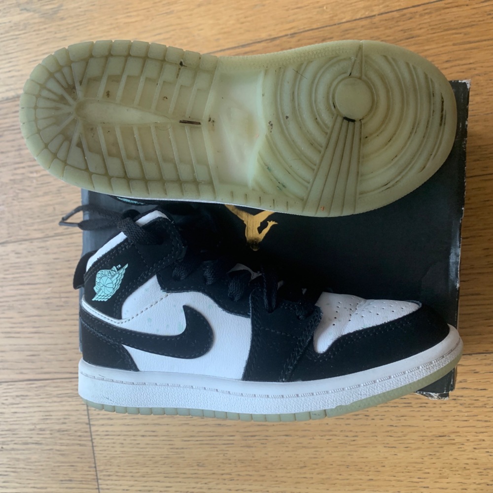 Air Jordan 1